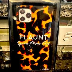 Flaunt 11 Pro Max square phone case